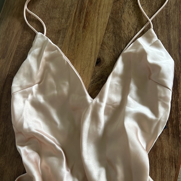 Premium Satin V Plunge Strappy Low Back Midi Slip Dress - Picture 7 of 8